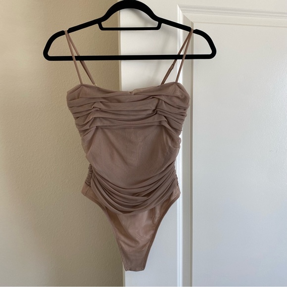 Aritzia Tops - Aritzia Babaton Mesh Bodysuit
